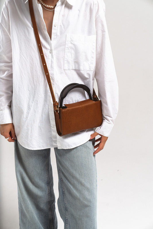 Leather Case for AirPods Max - The Minimalist 3.0 (Tan)